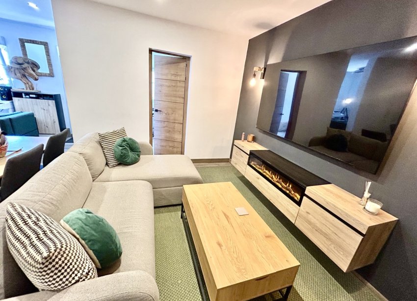 Resale - Terraced house / Townhouse - San Miguel de Salinas