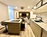 Resale - Terraced house / Townhouse - San Miguel de Salinas