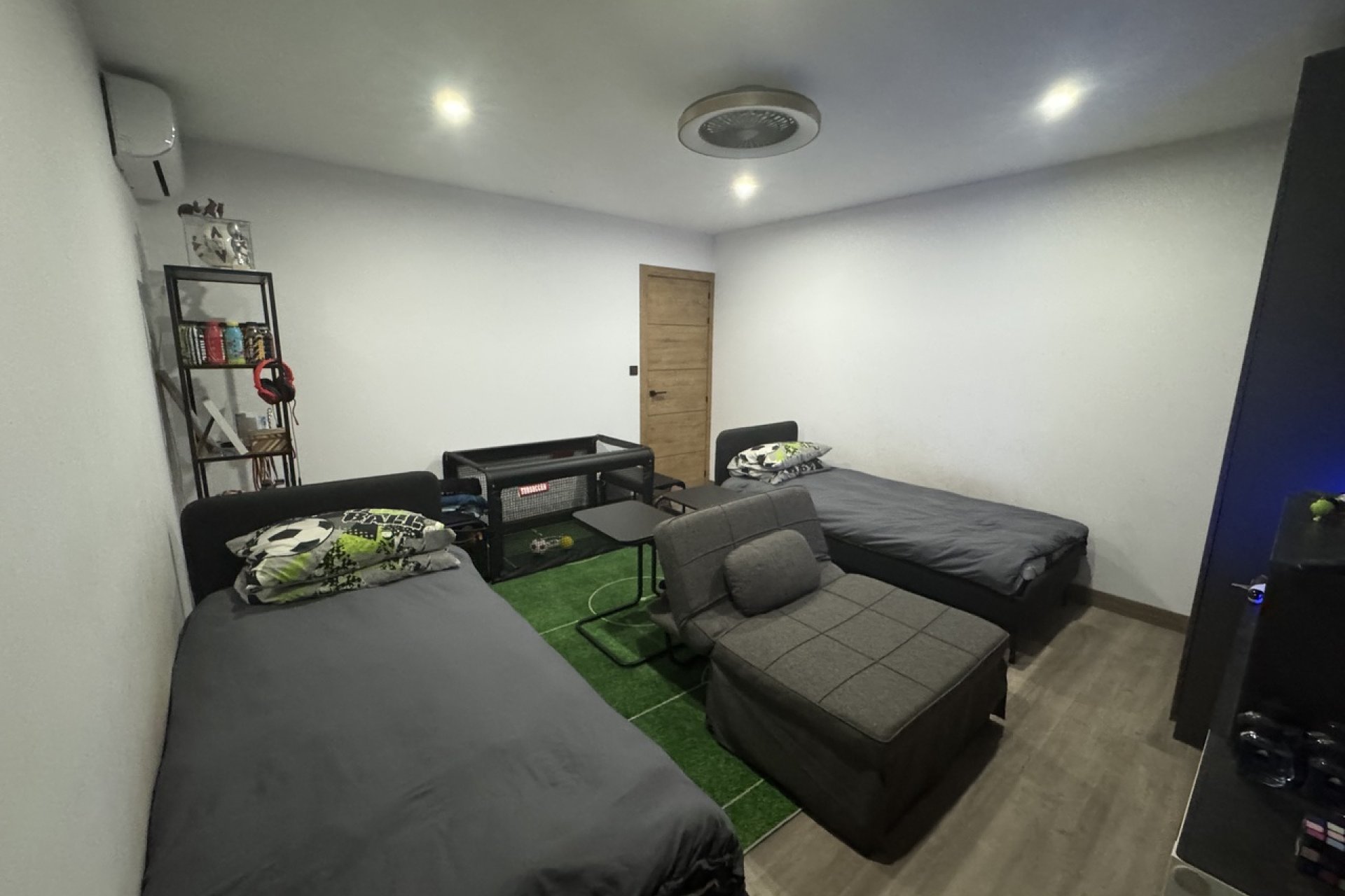 Resale - Terraced house / Townhouse - San Miguel de Salinas