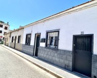 Resale - Terraced house / Townhouse - San Miguel de Salinas