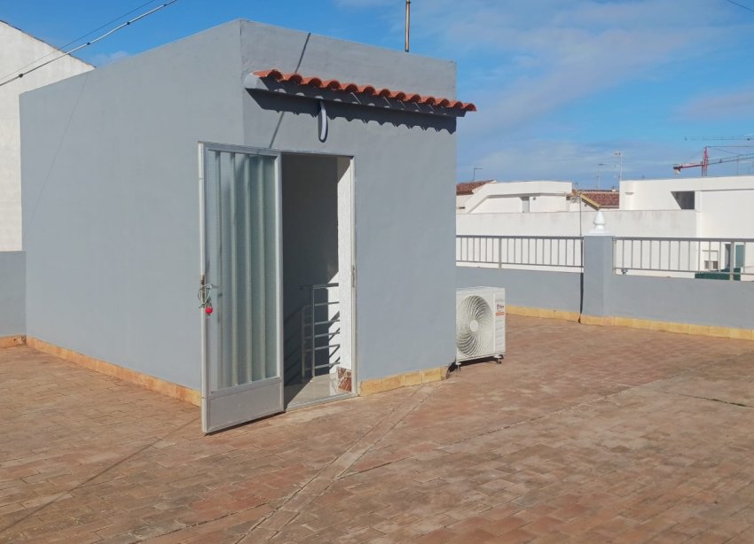 Resale - Terraced house / Townhouse - San Pedro del Pinatar - Los Antolinos