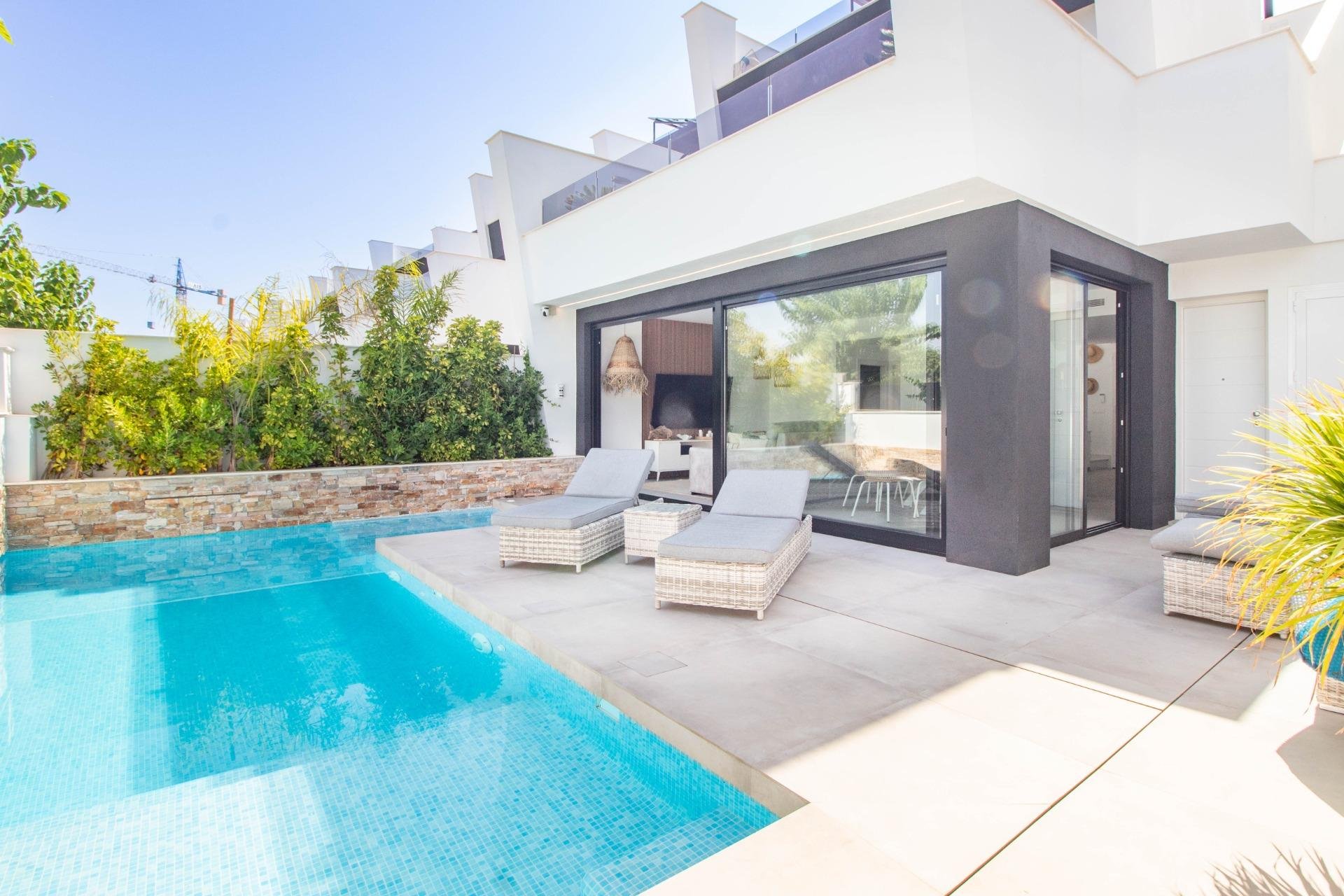 Resale - Terraced house / Townhouse - Santiago de la Ribera - zona san blas