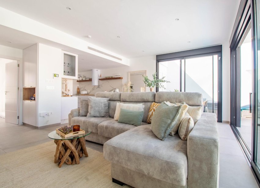 Resale - Terraced house / Townhouse - Santiago de la Ribera - zona san blas