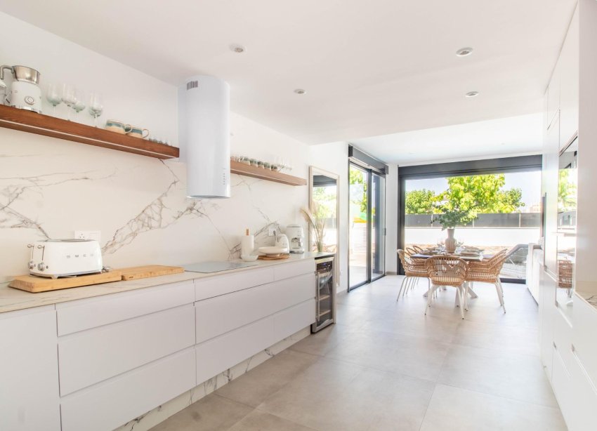 Resale - Terraced house / Townhouse - Santiago de la Ribera - zona san blas