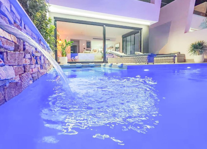 Resale - Terraced house / Townhouse - Santiago de la Ribera - zona san blas
