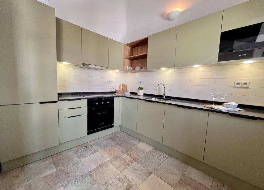 Resale - Terraced house / Townhouse - Sucina