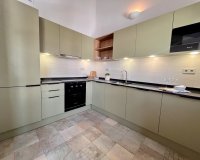 Resale - Terraced house / Townhouse - Sucina