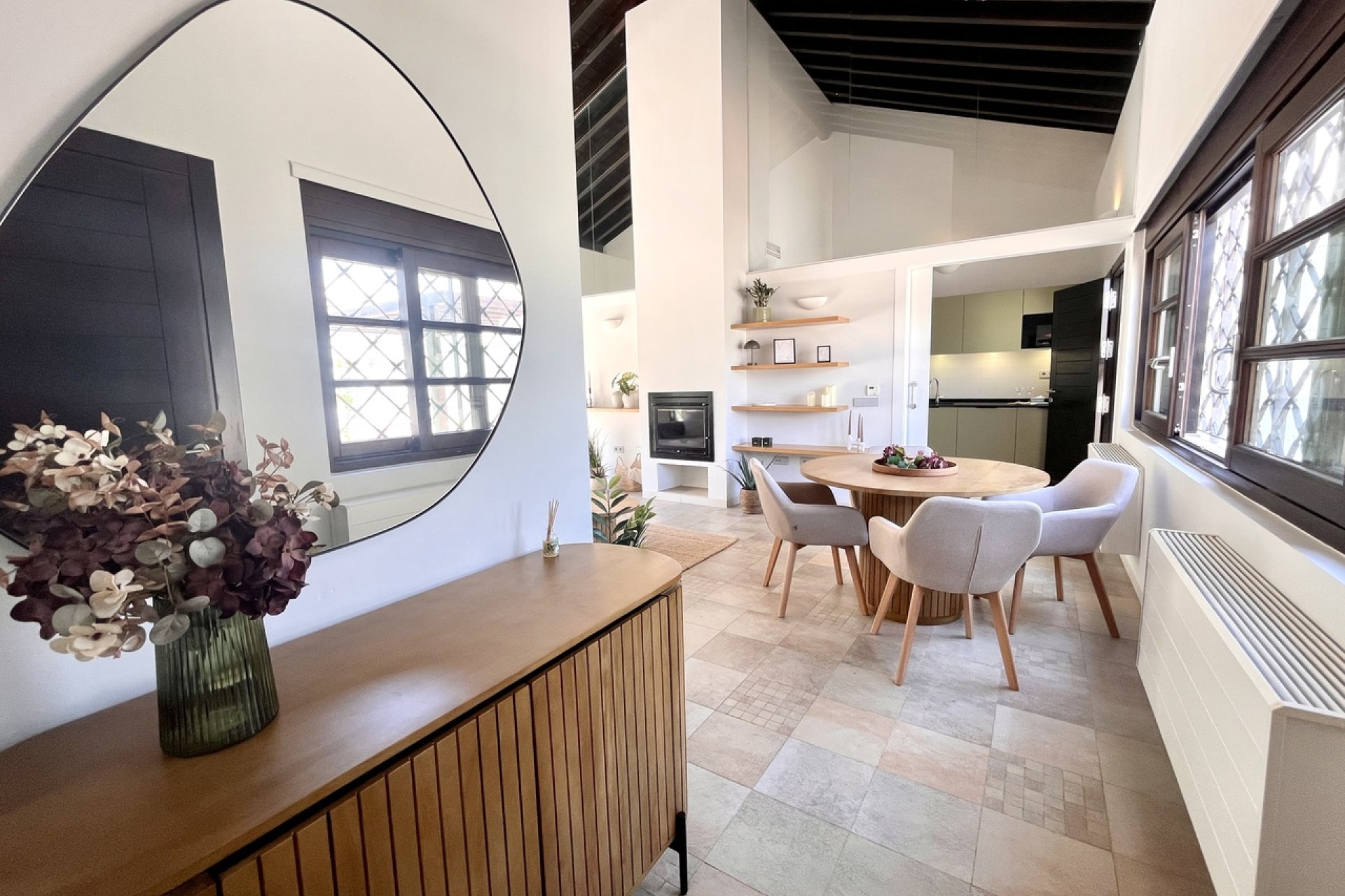 Resale - Terraced house / Townhouse - Sucina