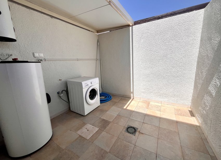 Resale - Terraced house / Townhouse - Sucina