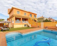 Resale - Terraced house / Townhouse - Torrevieja - Aguas Nuevas