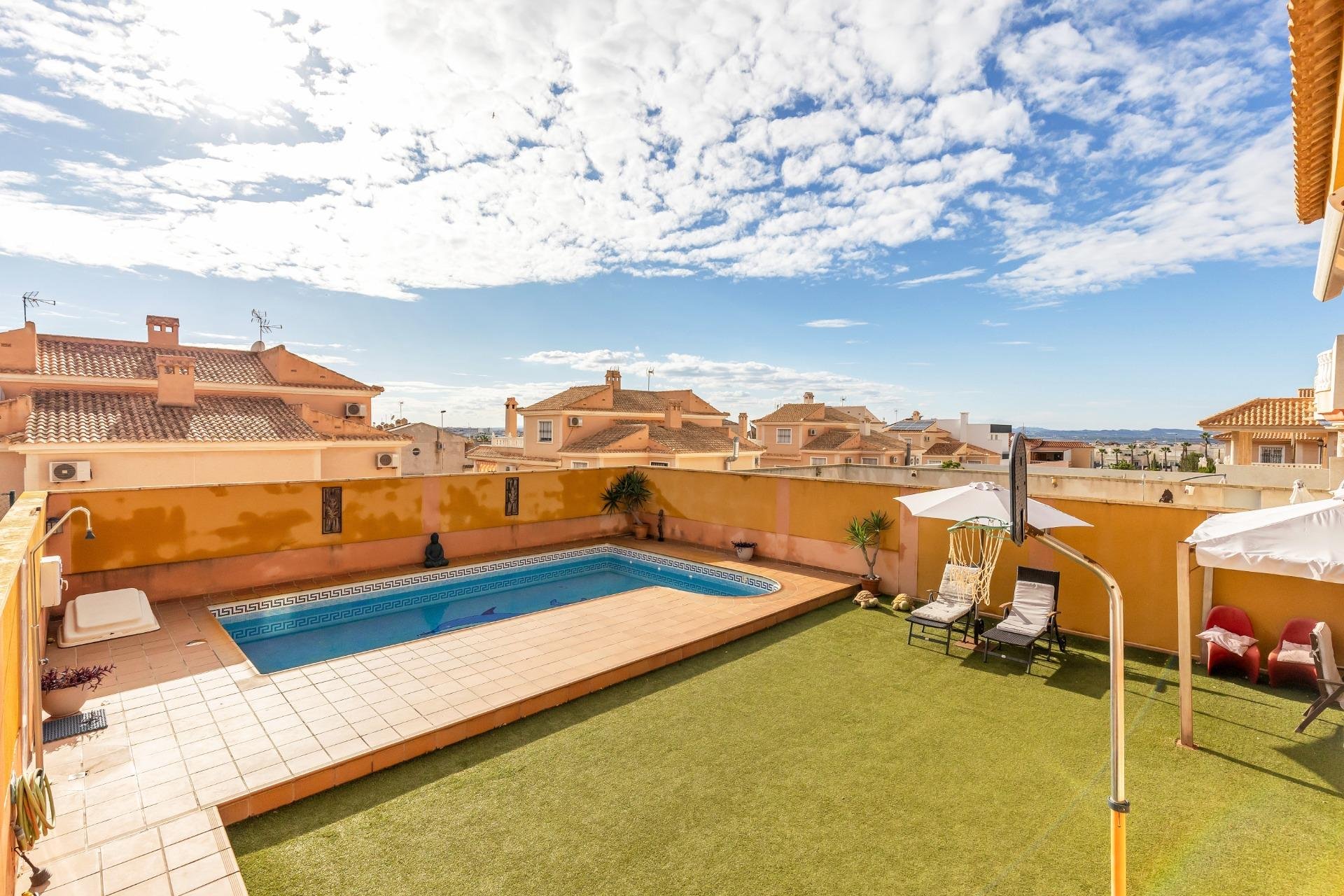 Resale - Terraced house / Townhouse - Torrevieja - Aguas Nuevas