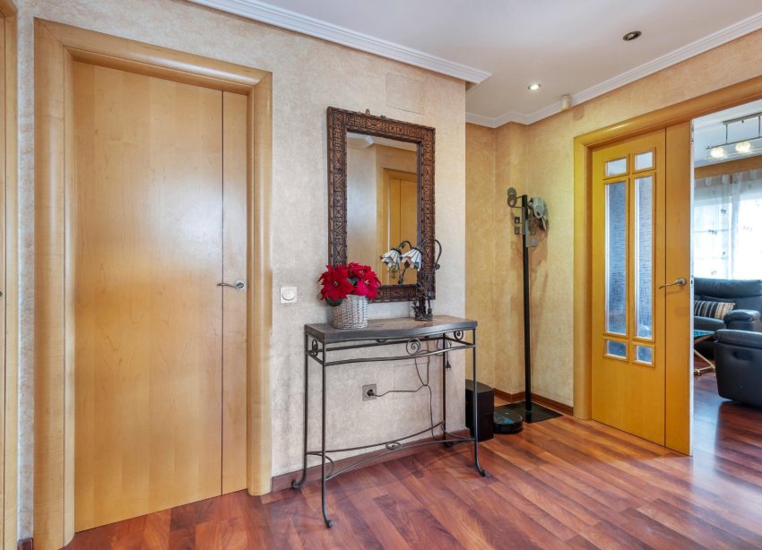 Resale - Terraced house / Townhouse - Torrevieja - Aguas Nuevas