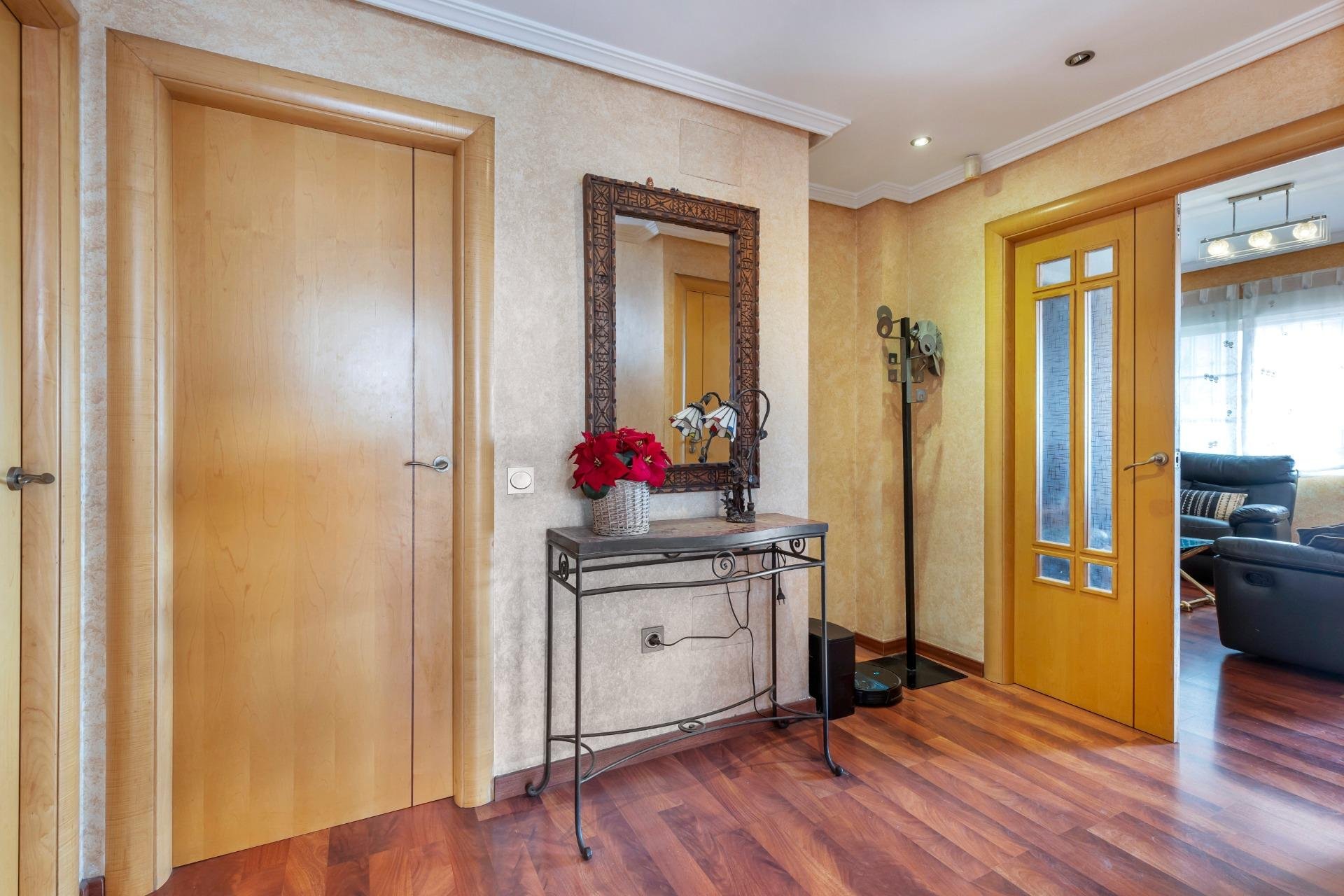 Resale - Terraced house / Townhouse - Torrevieja - Aguas Nuevas