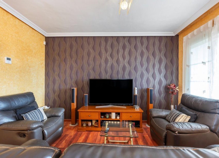 Resale - Terraced house / Townhouse - Torrevieja - Aguas Nuevas