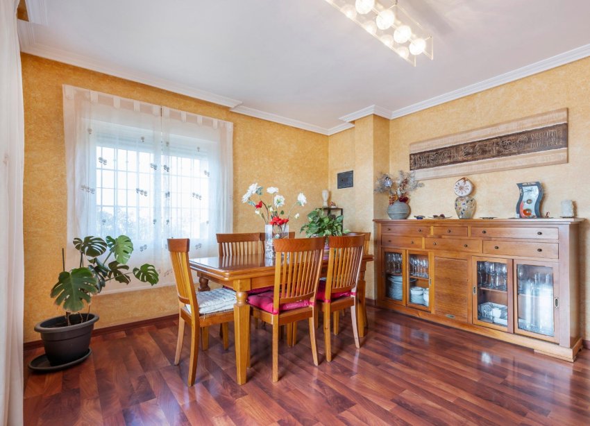 Resale - Terraced house / Townhouse - Torrevieja - Aguas Nuevas