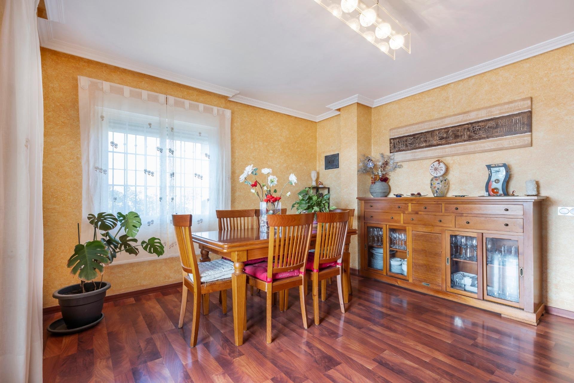 Resale - Terraced house / Townhouse - Torrevieja - Aguas Nuevas