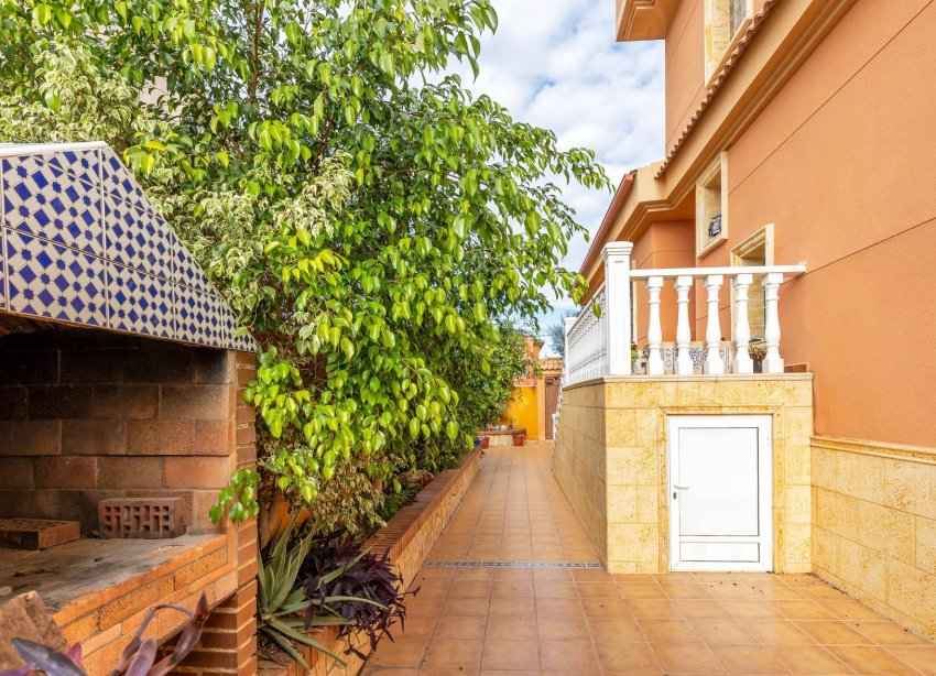 Resale - Terraced house / Townhouse - Torrevieja - Aguas Nuevas