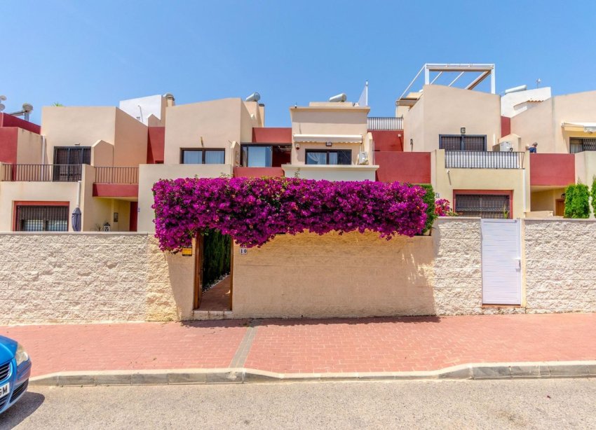Resale - Terraced house / Townhouse - Torrevieja - Aguas Nuevas