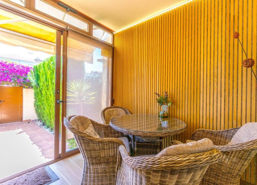 Resale - Terraced house / Townhouse - Torrevieja - Aguas Nuevas