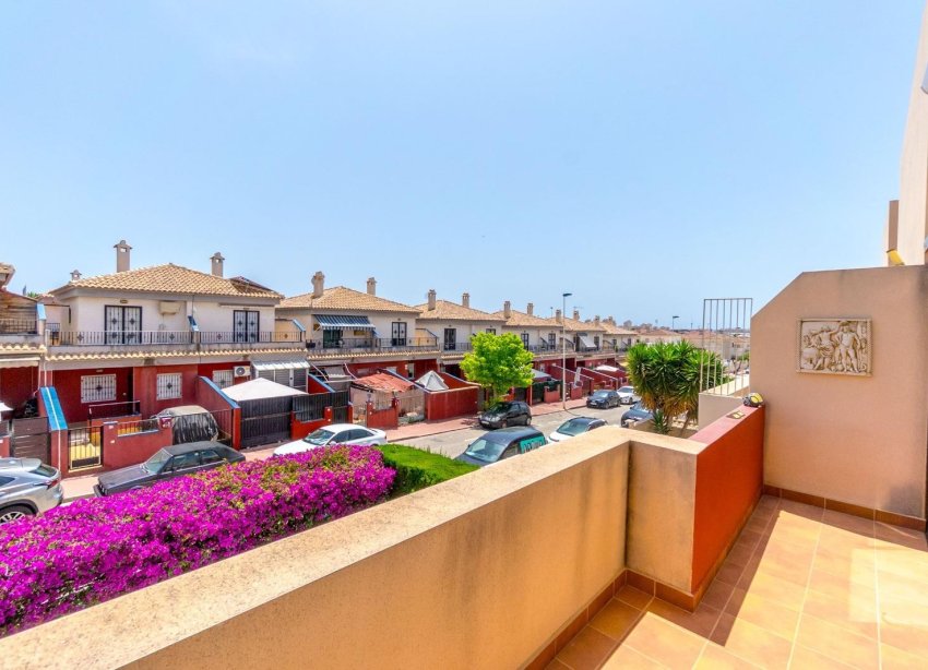 Resale - Terraced house / Townhouse - Torrevieja - Aguas Nuevas