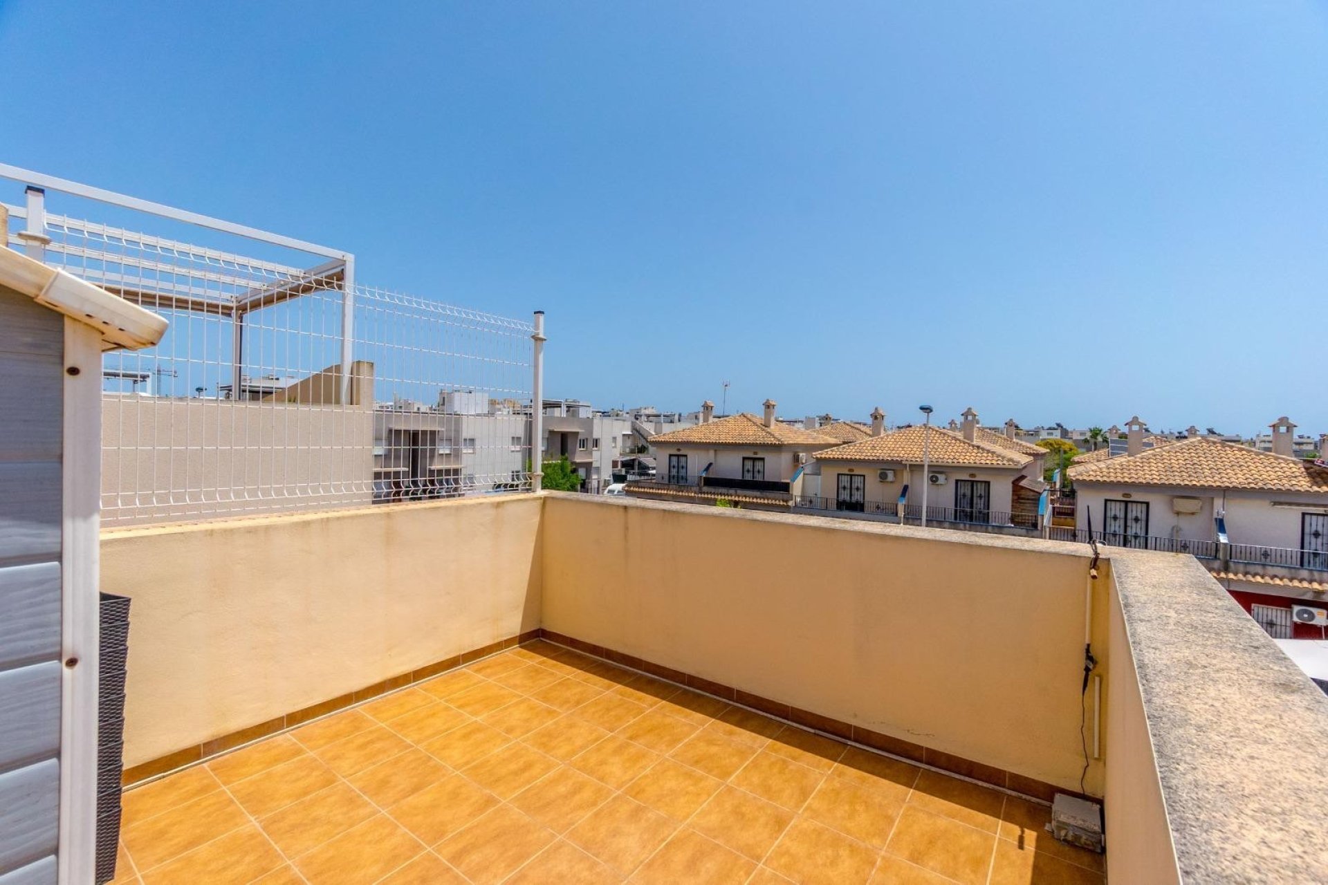 Resale - Terraced house / Townhouse - Torrevieja - Aguas Nuevas