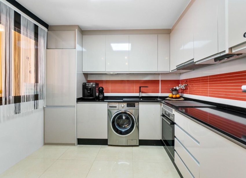 Resale - Terraced house / Townhouse - Torrevieja - Aguas Nuevas