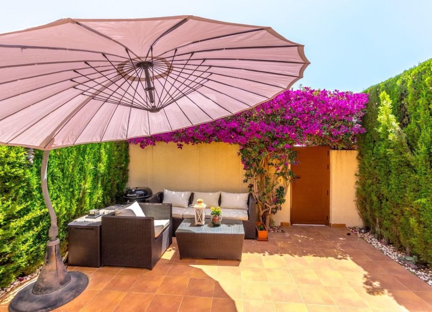 Resale - Terraced house / Townhouse - Torrevieja - Aguas Nuevas