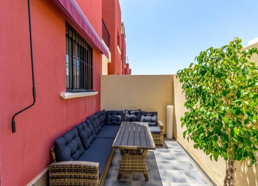 Resale - Terraced house / Townhouse - Torrevieja - Aguas Nuevas