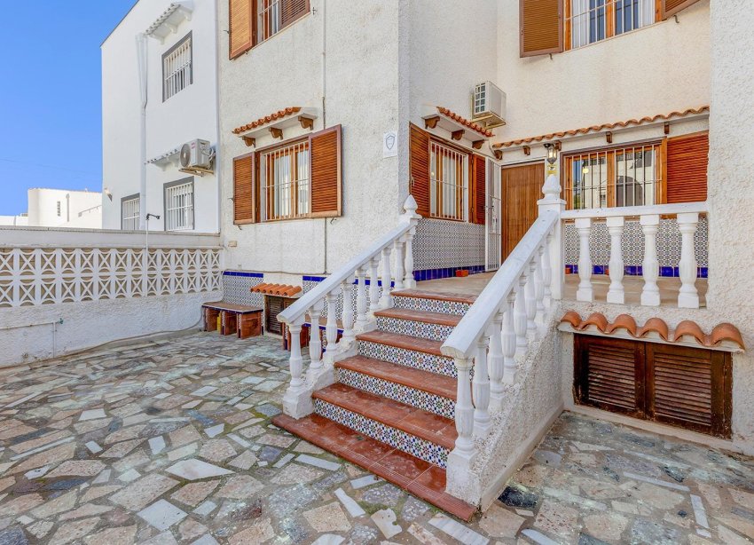 Resale - Terraced house / Townhouse - Torrevieja - Calas blanca