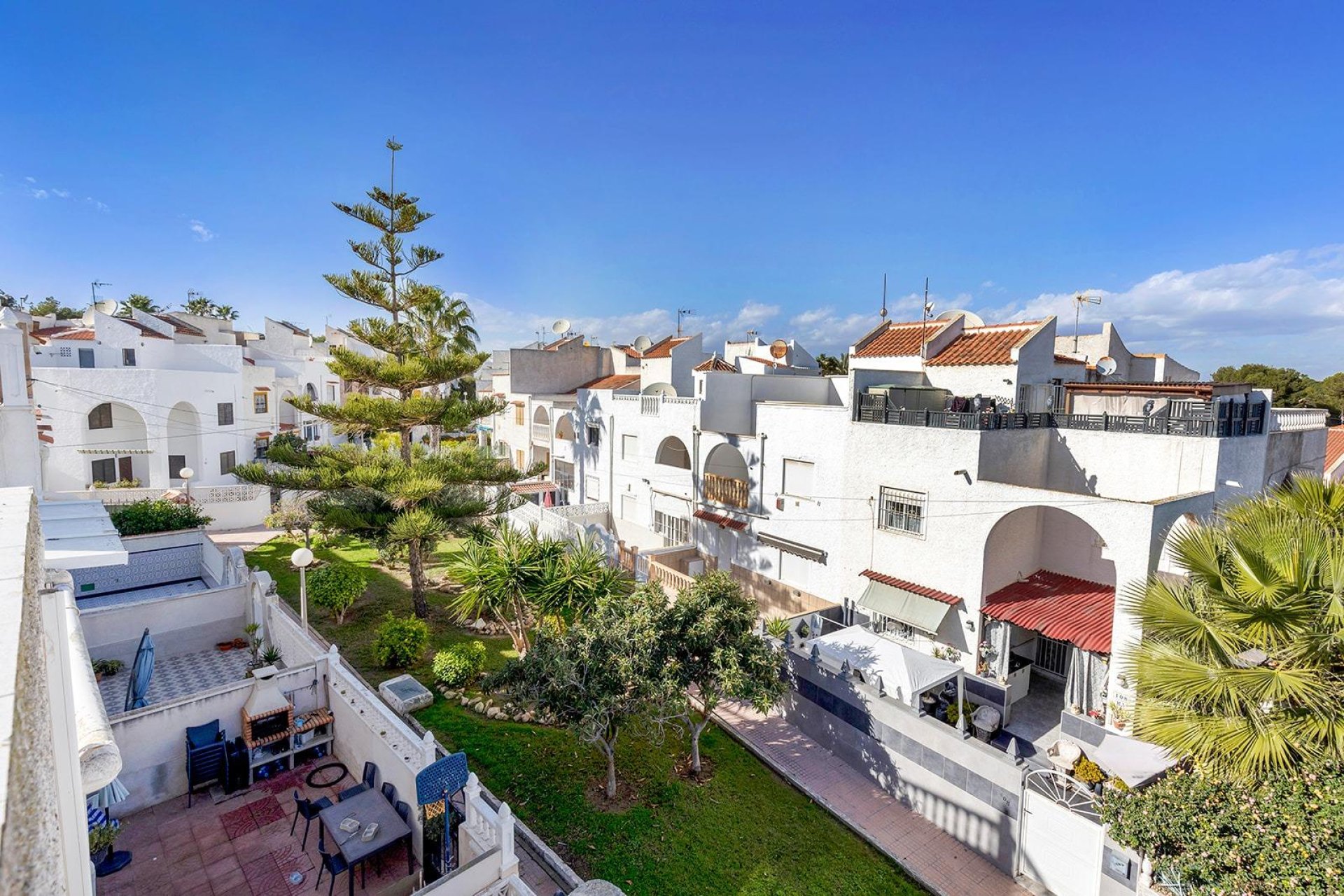 Resale - Terraced house / Townhouse - Torrevieja - Calas blanca