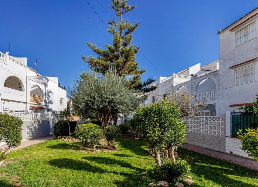 Resale - Terraced house / Townhouse - Torrevieja - Calas blanca