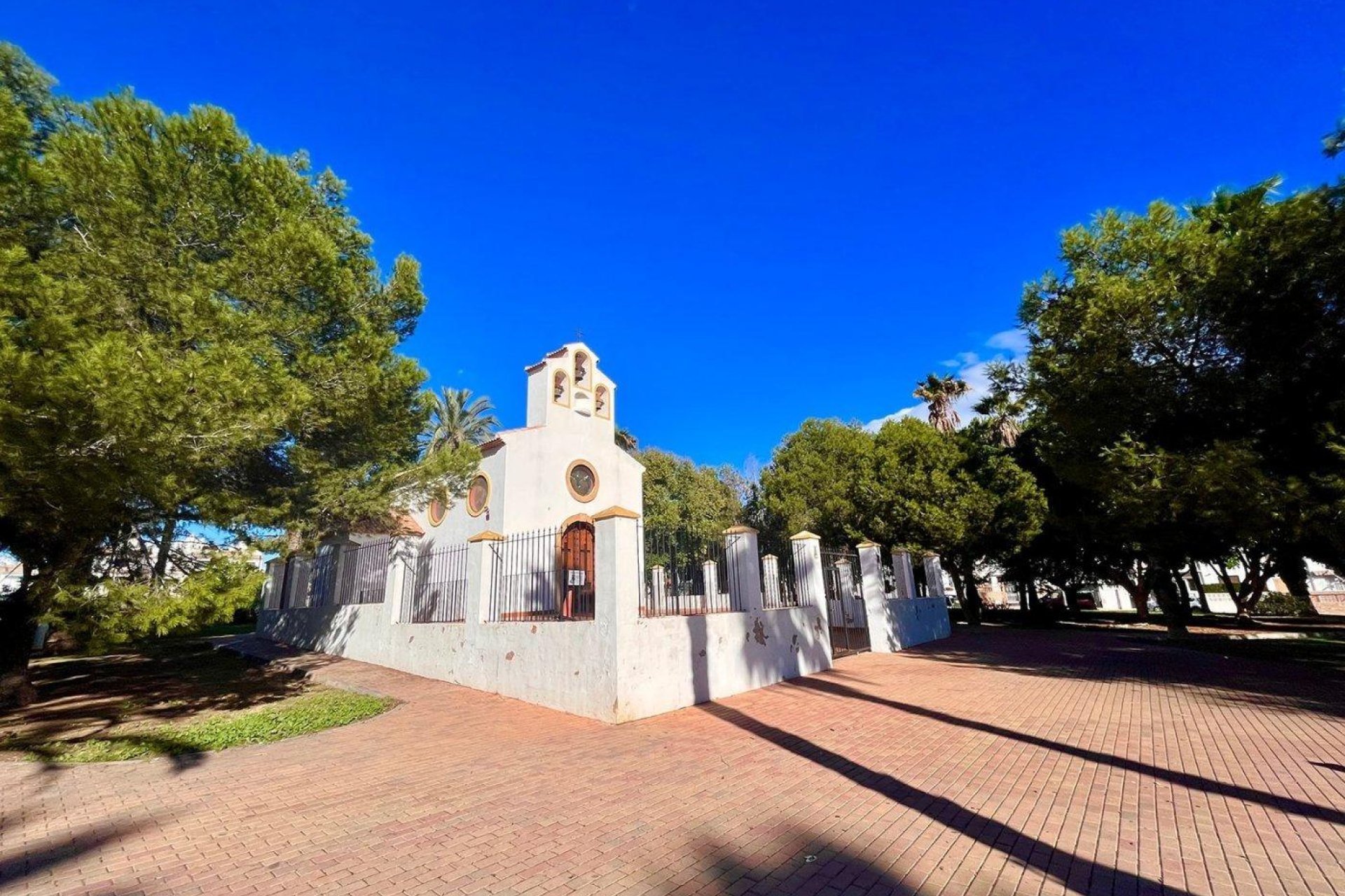 Resale - Terraced house / Townhouse - Torrevieja - Calas blanca