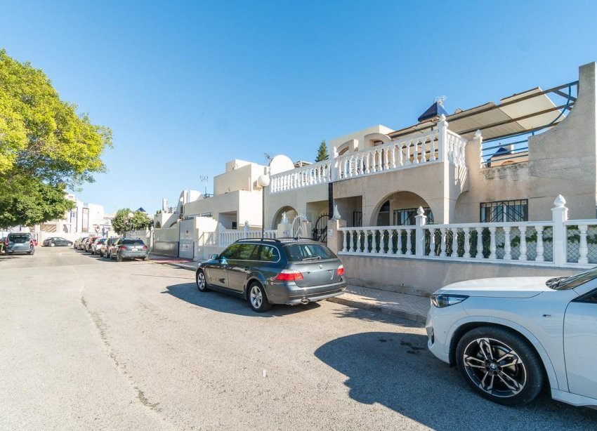 Resale - Terraced house / Townhouse - Torrevieja - Carrefour