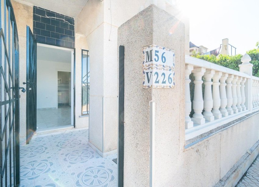 Resale - Terraced house / Townhouse - Torrevieja - Carrefour