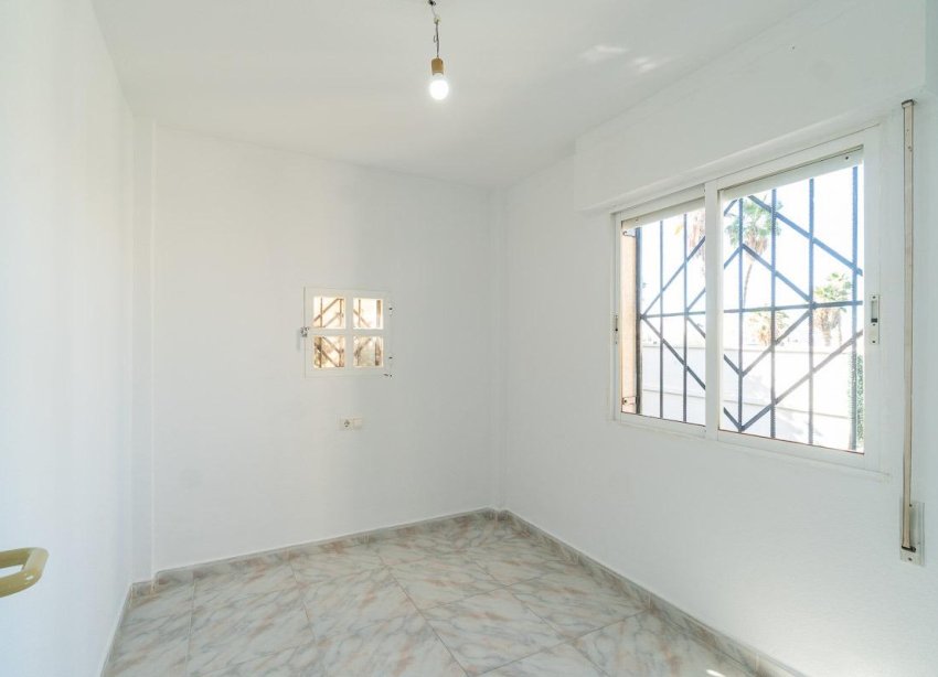 Resale - Terraced house / Townhouse - Torrevieja - Carrefour