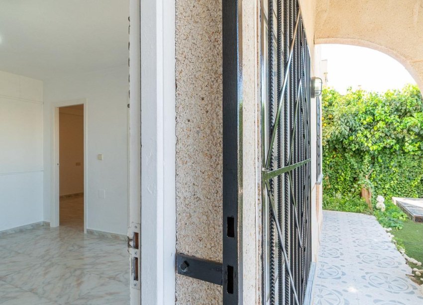 Resale - Terraced house / Townhouse - Torrevieja - Carrefour