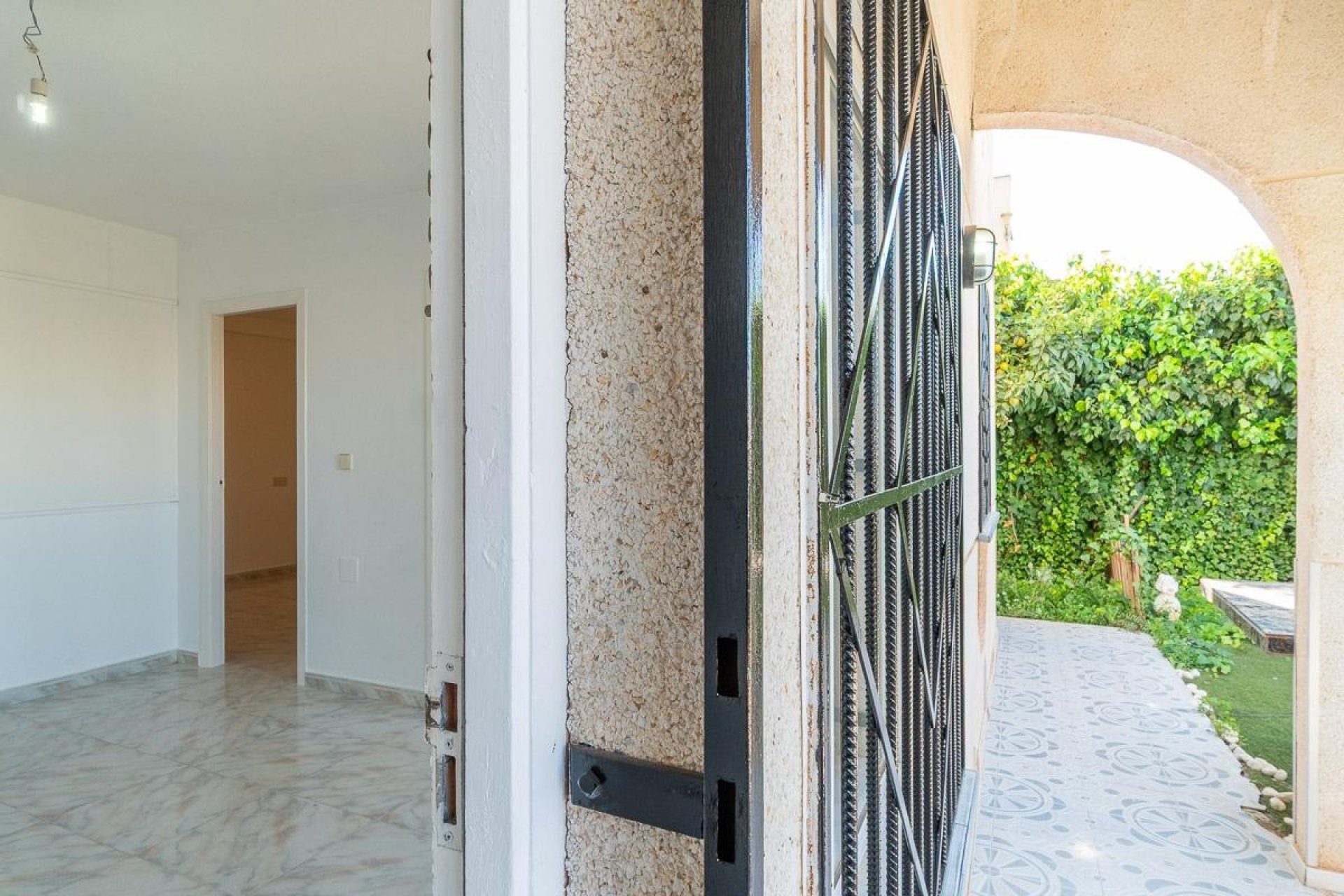 Resale - Terraced house / Townhouse - Torrevieja - Carrefour