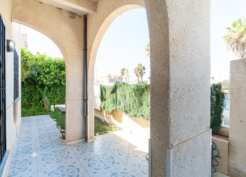 Resale - Terraced house / Townhouse - Torrevieja - Carrefour