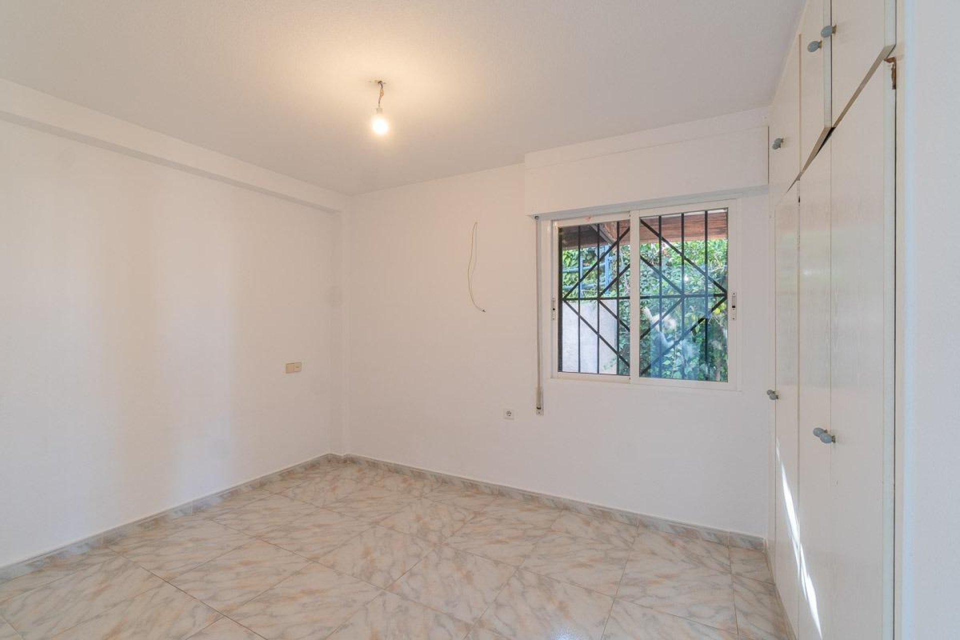 Resale - Terraced house / Townhouse - Torrevieja - Carrefour