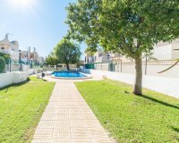 Resale - Terraced house / Townhouse - Torrevieja - Carrefour