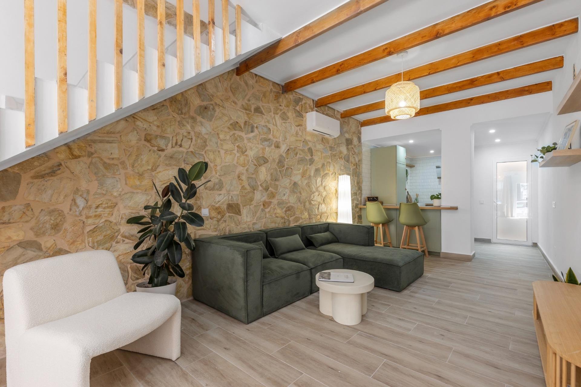 Resale - Terraced house / Townhouse - Torrevieja - Centro - Muelle Pesquero