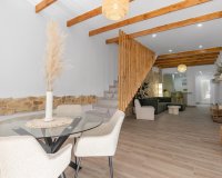 Resale - Terraced house / Townhouse - Torrevieja - Centro - Muelle Pesquero