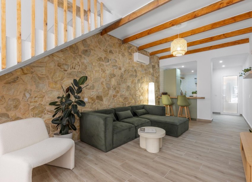 Resale - Terraced house / Townhouse - Torrevieja - Centro - Muelle Pesquero