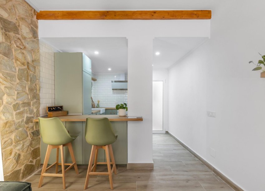 Resale - Terraced house / Townhouse - Torrevieja - Centro - Muelle Pesquero