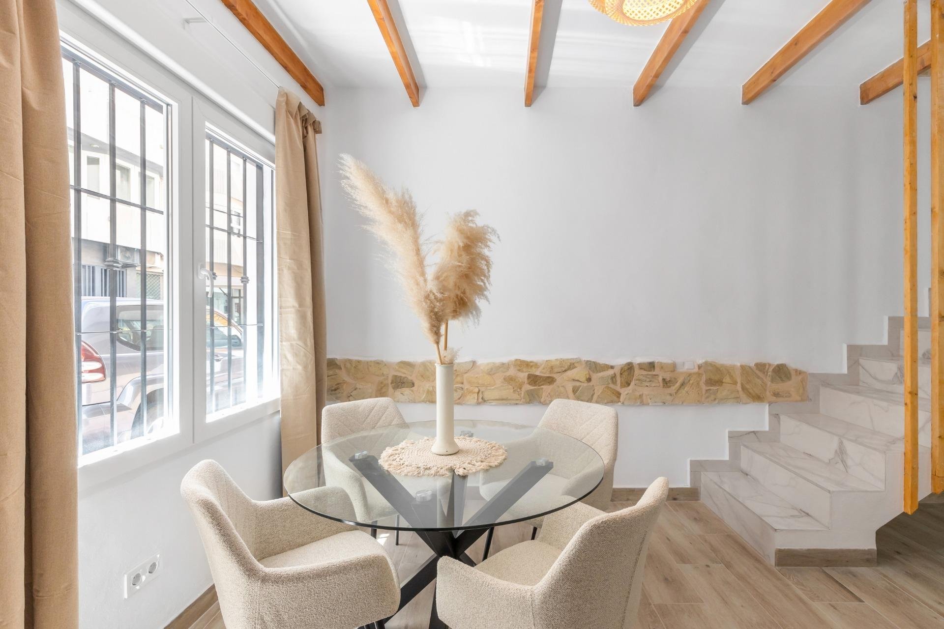 Resale - Terraced house / Townhouse - Torrevieja - Centro - Muelle Pesquero