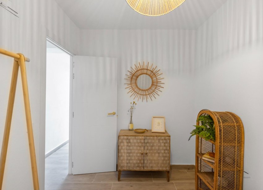 Resale - Terraced house / Townhouse - Torrevieja - Centro - Muelle Pesquero