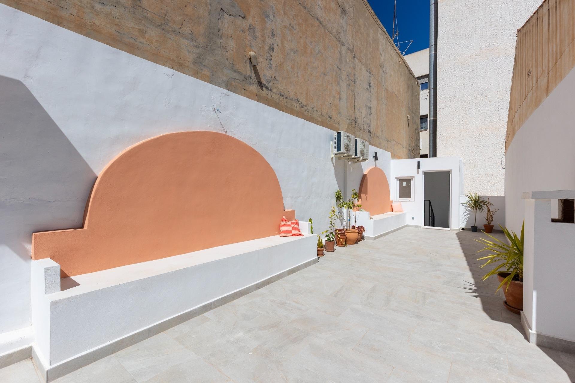 Resale - Terraced house / Townhouse - Torrevieja - Centro