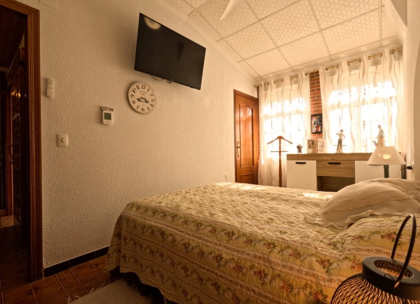 Resale - Terraced house / Townhouse - Torrevieja - El Acequión - Los Náufragos