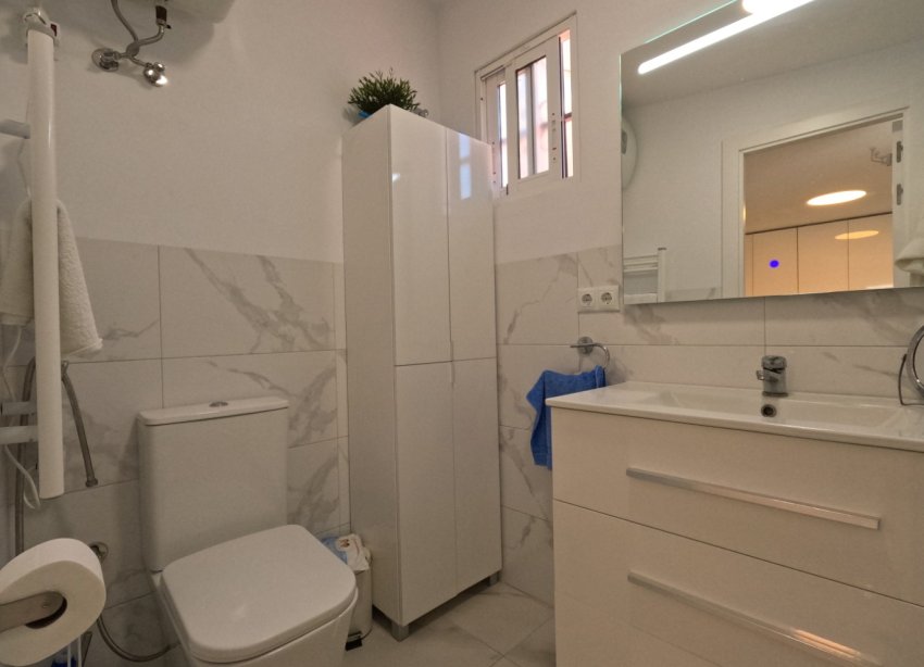 Resale - Terraced house / Townhouse - Torrevieja - El Acequión - Los Náufragos