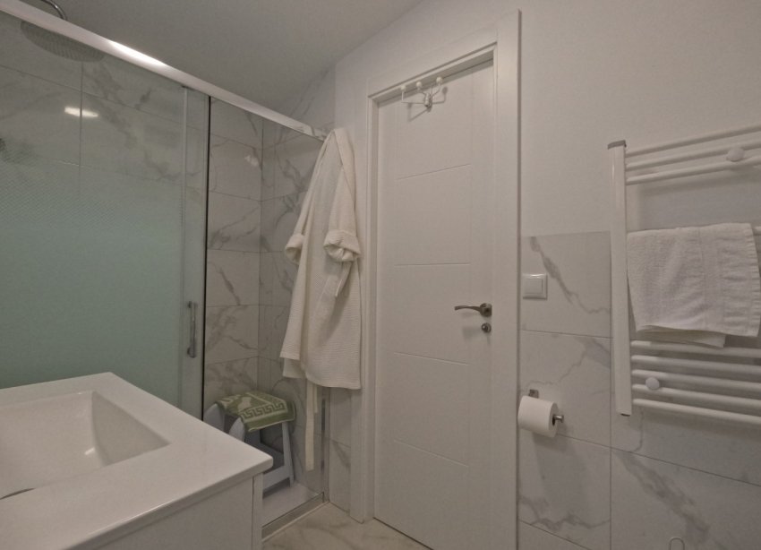 Resale - Terraced house / Townhouse - Torrevieja - El Acequión - Los Náufragos